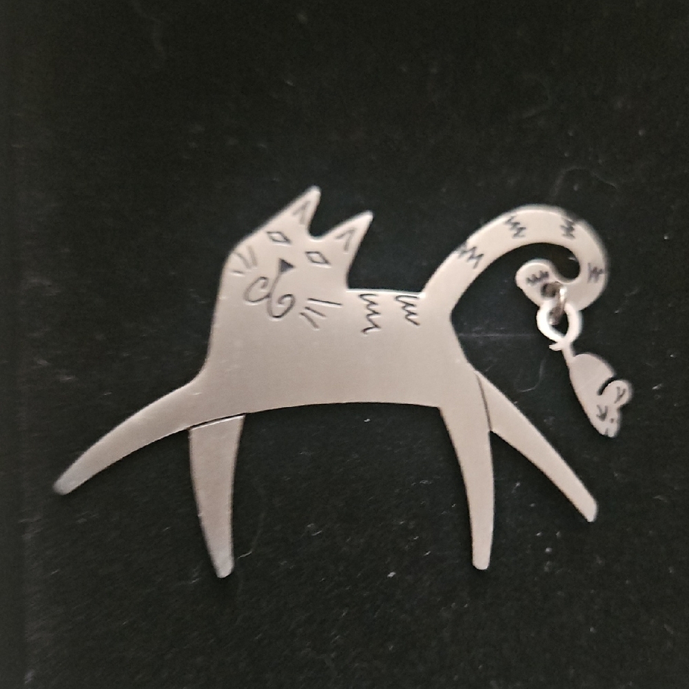 Fun & Whimsical Silver Cat & Mouse Brooch Pin